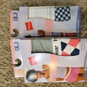 Hanes Gray and White Boxer Briefs Soft Comfort For Two Box